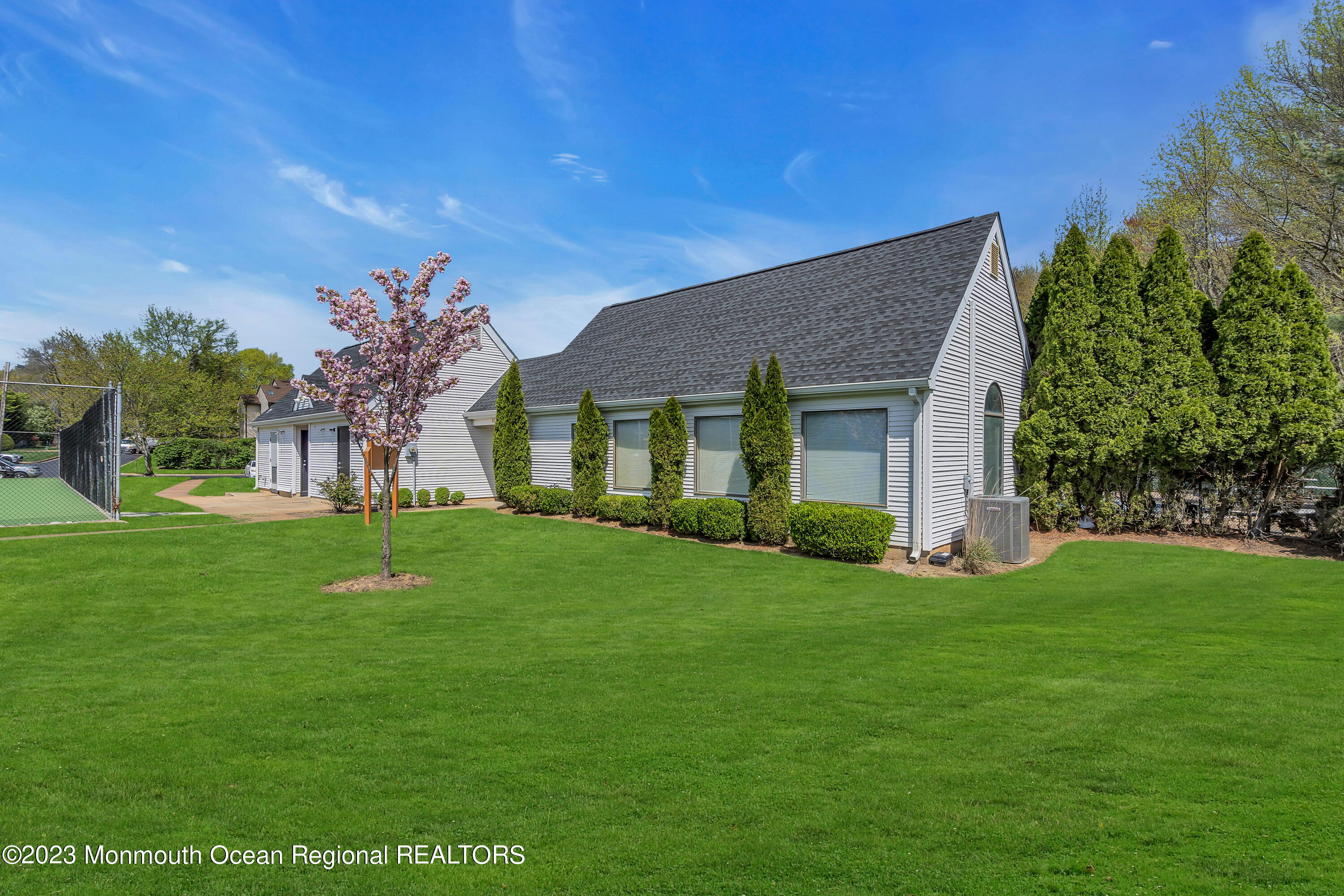 67 Chestnut Way, Unit 67 Manalapan, NJ 07726 - Photo 38 of 39 056_dsc04182-1