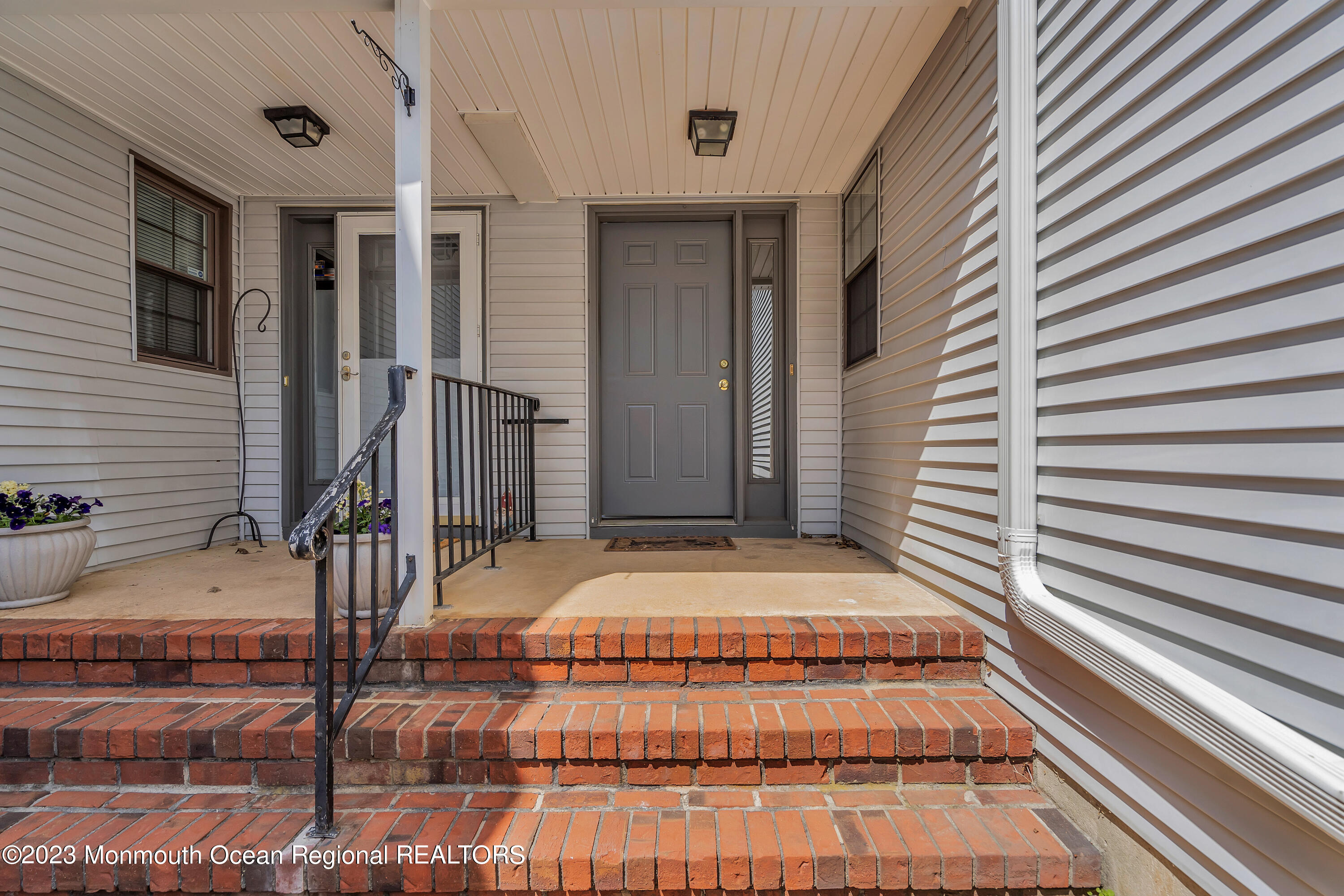 67 Chestnut Way, Unit 67 Manalapan, NJ 07726 - Photo 4 of 39 009_dsc04082