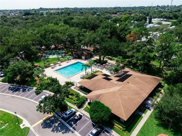 $180,000 | 2101 Fox Chase Boulevard, Unit 204, Palm Harbor, FL 34683