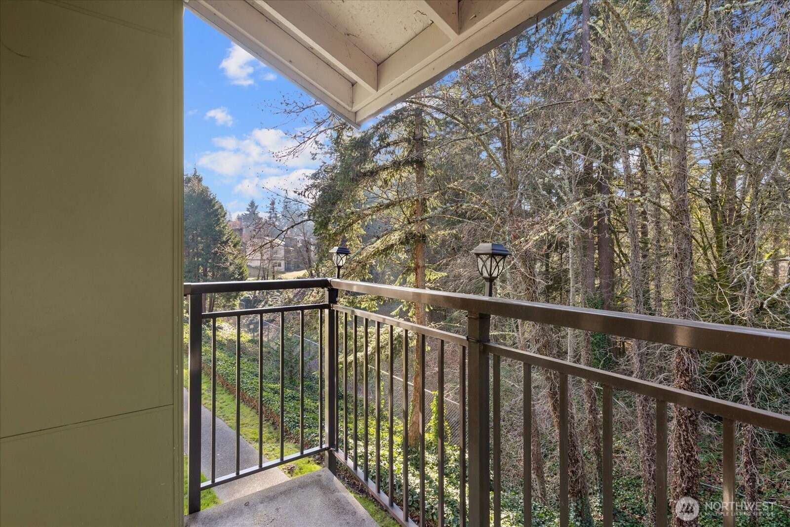 31500 33rd Place Southwest, Unit E201 Federal Way, WA 98023 - Photo 18 of 27