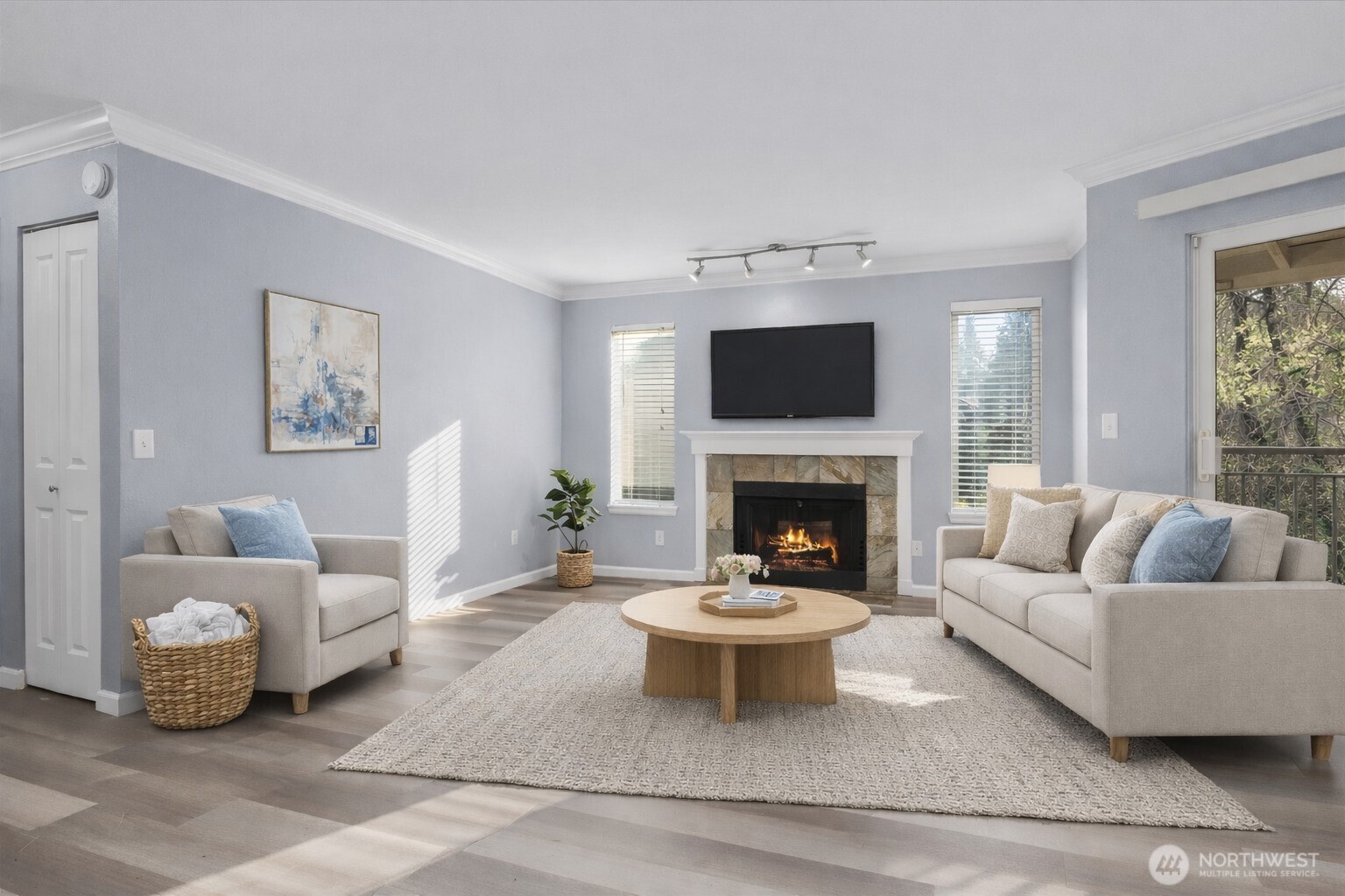 31500 33rd Place Southwest, Unit E201 Federal Way, WA 98023 - Photo 5 of 27