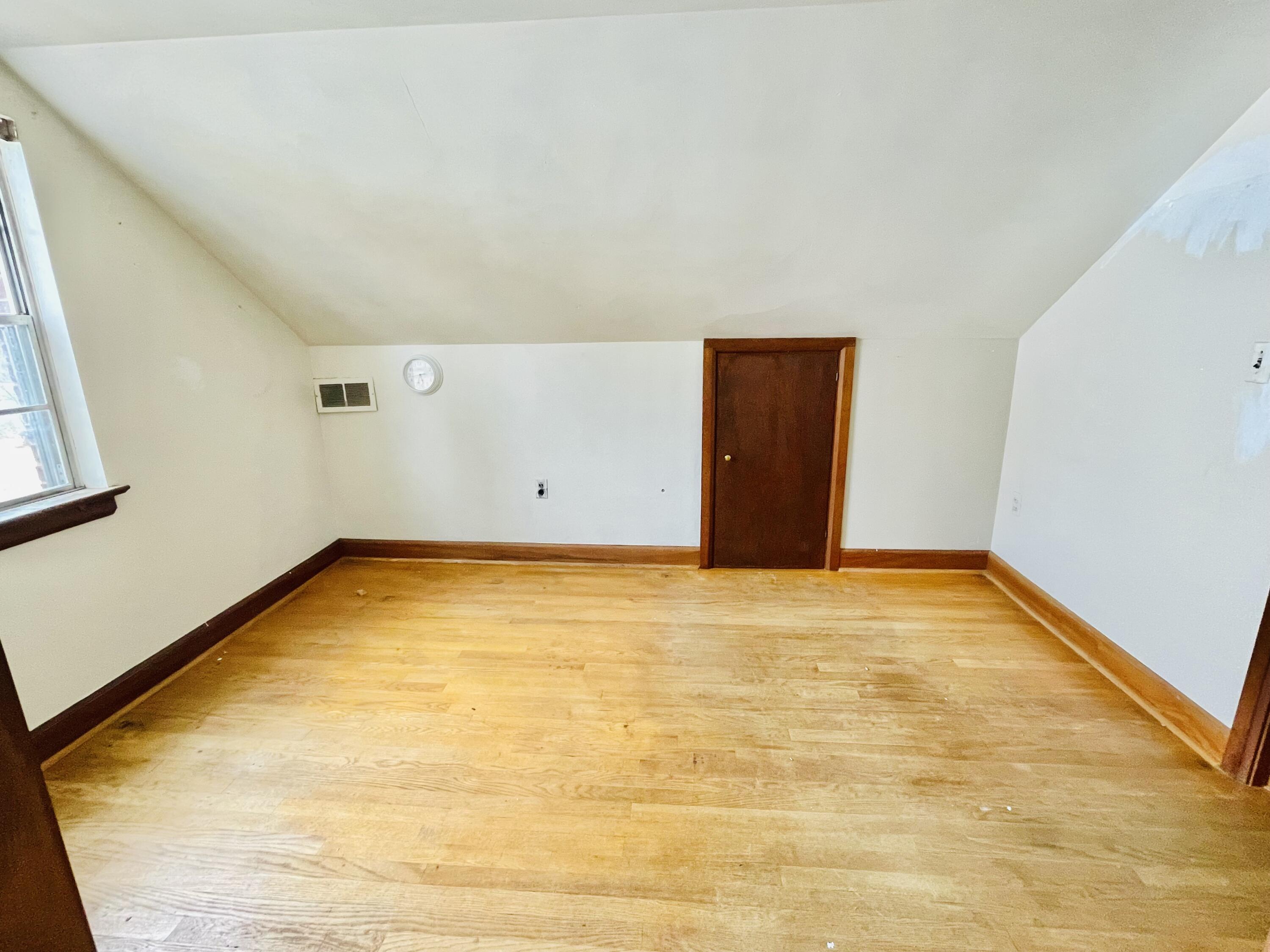 1917 Langdon Road Southwest Roanoke, VA 24015 - Photo 25 of 54 upstairs