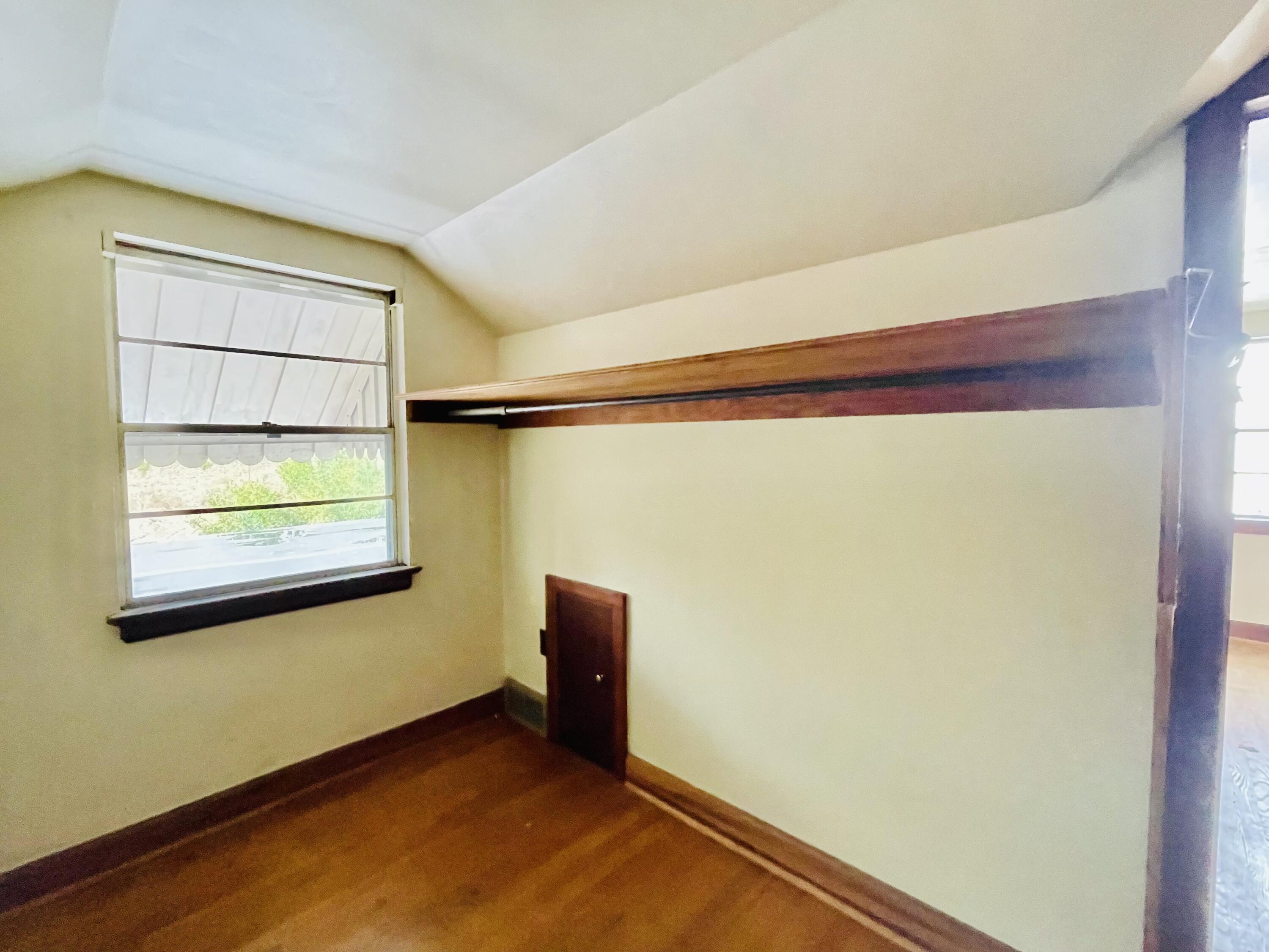 1917 Langdon Road Southwest Roanoke, VA 24015 - Photo 26 of 54 a view of a room with painted walls