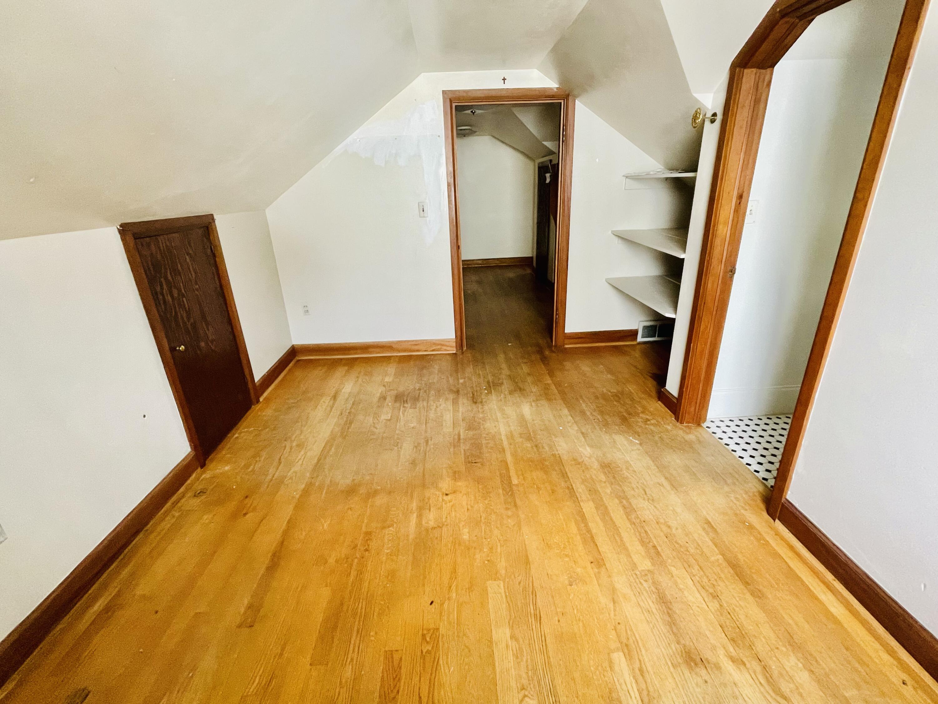 1917 Langdon Road Southwest Roanoke, VA 24015 - Photo 27 of 54 bedrm upstairs