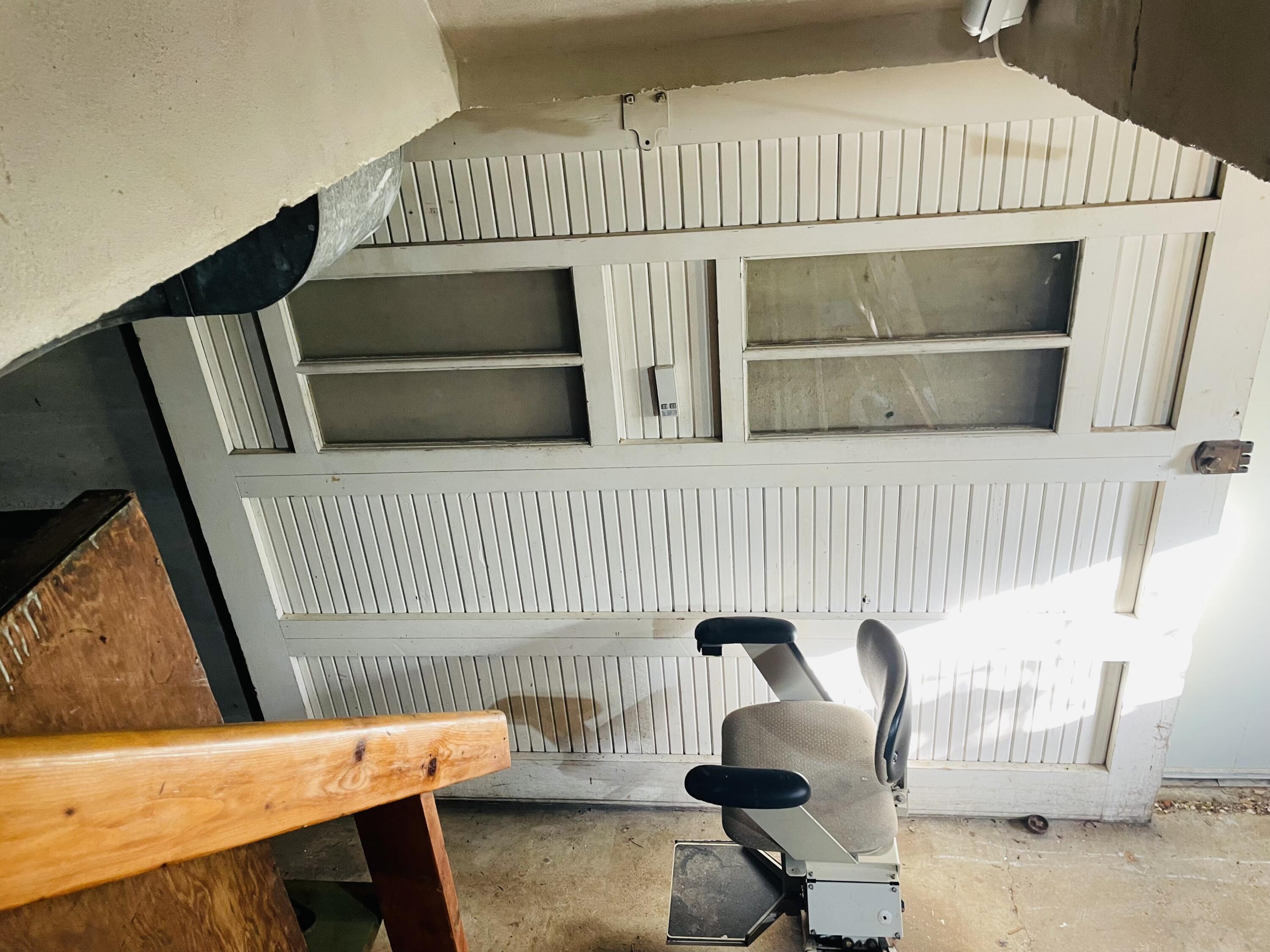 1917 Langdon Road Southwest Roanoke, VA 24015 - Photo 34 of 54 a view of balcony with furniture