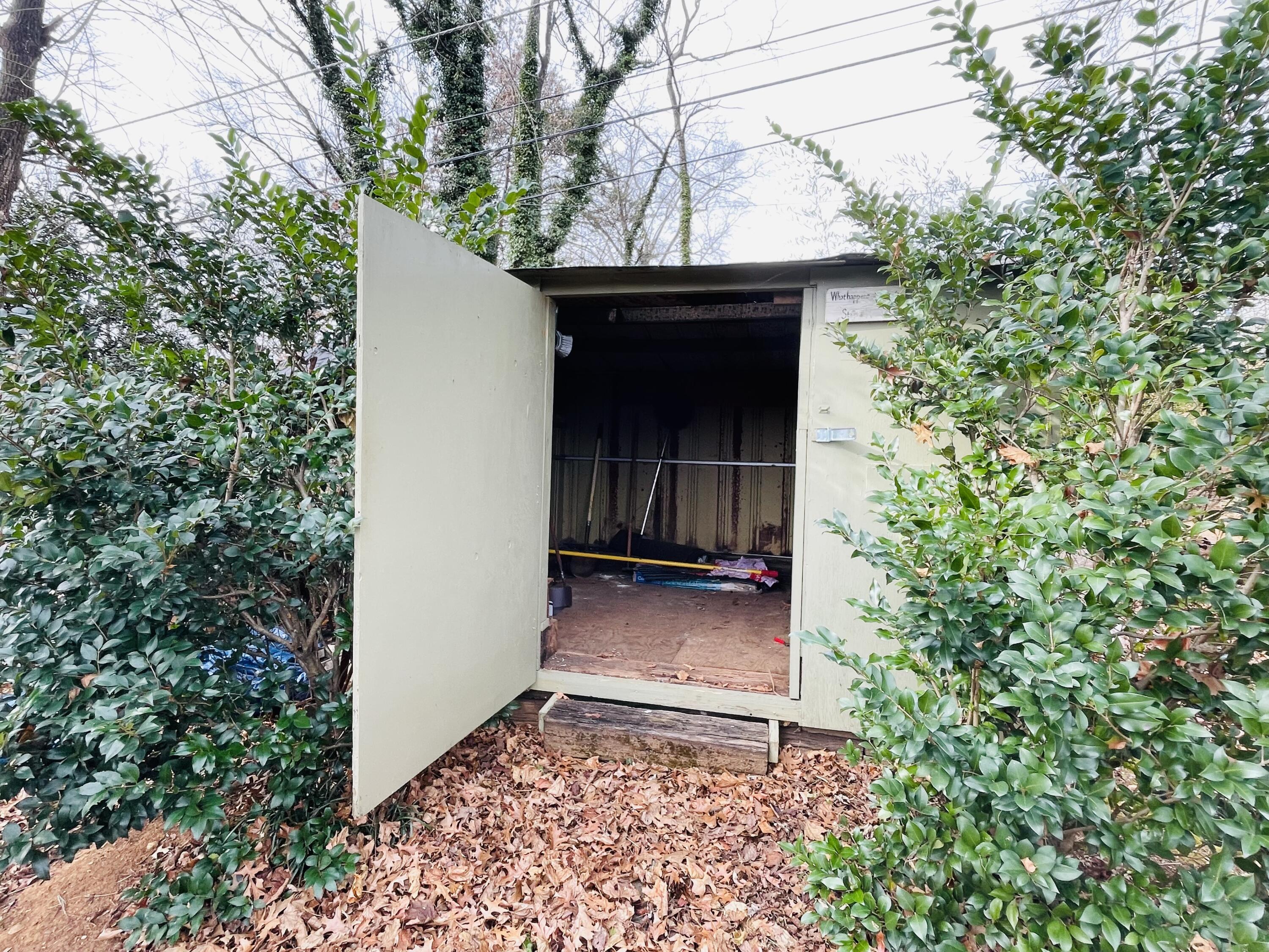 1917 Langdon Road Southwest Roanoke, VA 24015 - Photo 54 of 54 storage building around back of house