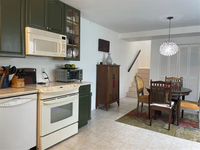 $770,000 | 553 Pepeekeo Street, Unit 436CA, Honolulu, HI 96825