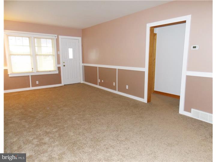 36 St Clair Road Runnemede, NJ 08078 - Photo 4 of 19