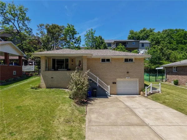 $225,000 | 4628 Bowes Avenue, West Mifflin, PA 15122