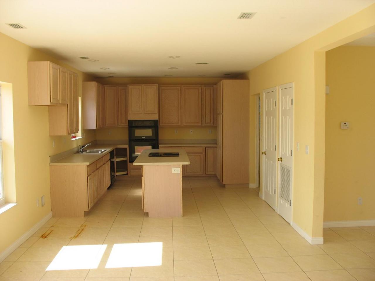 476 Big Pine Road Key Largo, FL 33037 - Photo 4 of 13 Kitchen