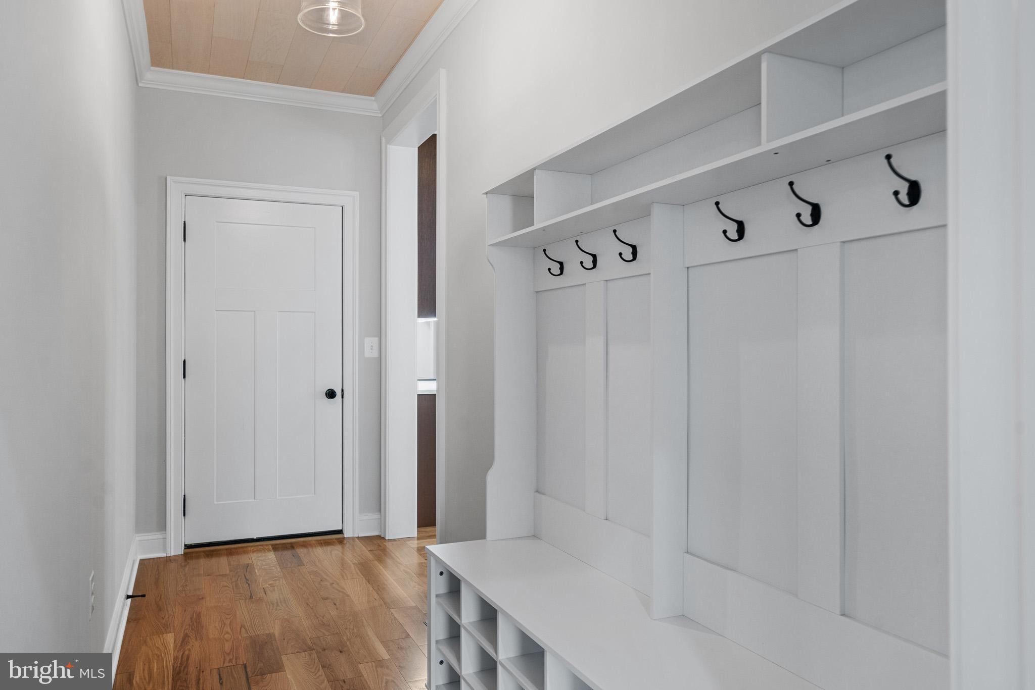 3815 Watson Road Brandywine, MD 20613 - Photo 37 of 73 Mud room