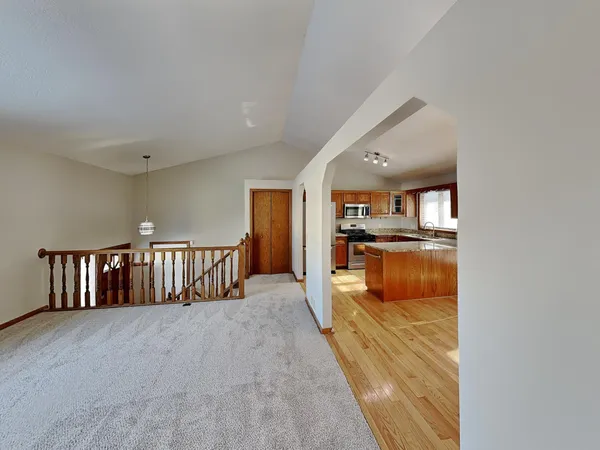 $2,879 | 8009 Delano Way, Inver Grove Heights, MN 55076