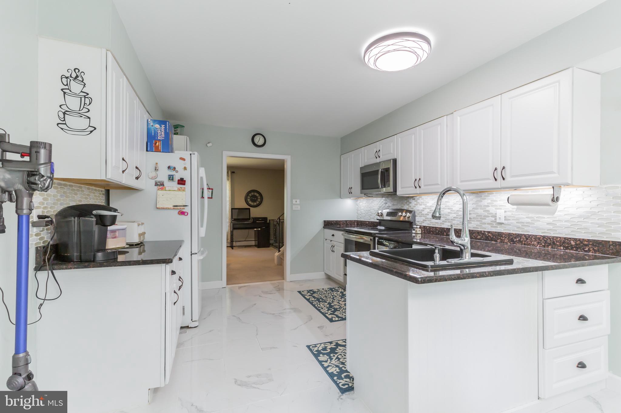 2327 Fairway Road Huntingdon Valley, PA 19006 - Photo 15 of 30 Gallery Image 15