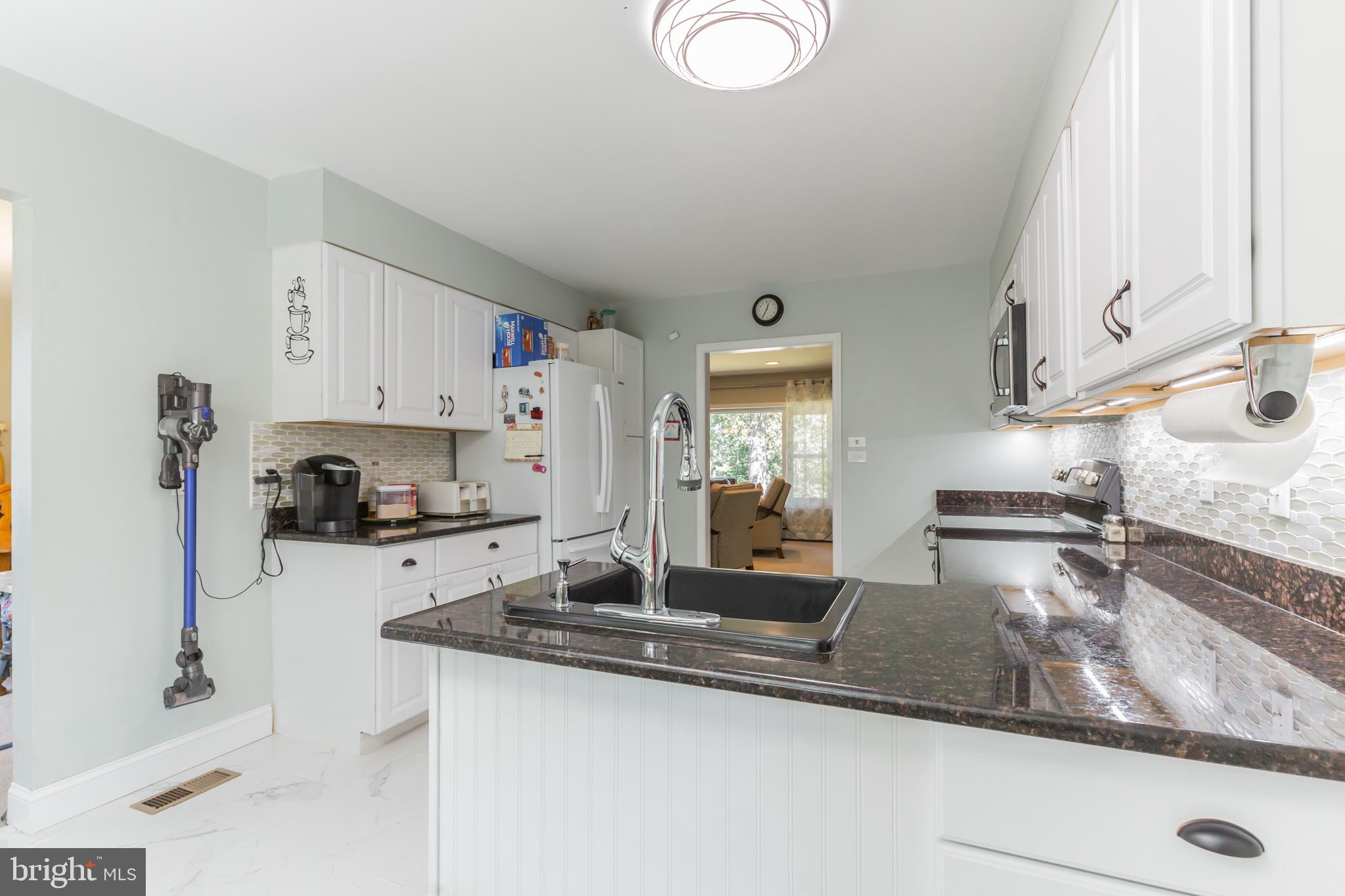 2327 Fairway Road Huntingdon Valley, PA 19006 - Photo 16 of 30 Gallery Image 16