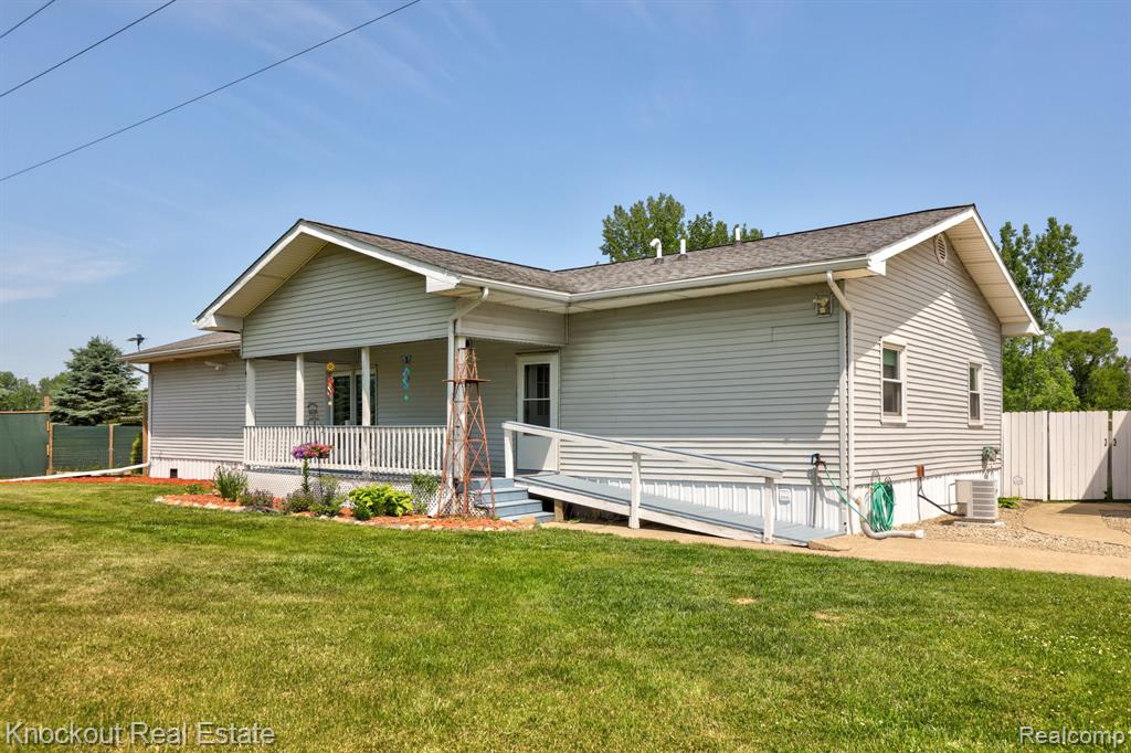 5490 Rupprecht Road Vassar, MI 48768 - Photo 5 of 57