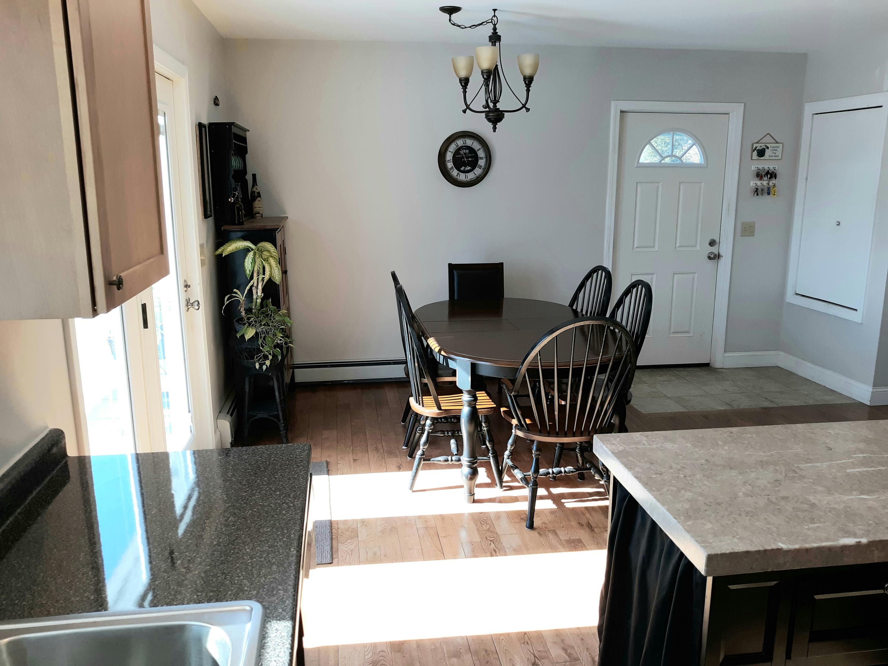 27 Summit Avenue Lewiston, ME 04240 - Photo 10 of 28 20200326_192232
