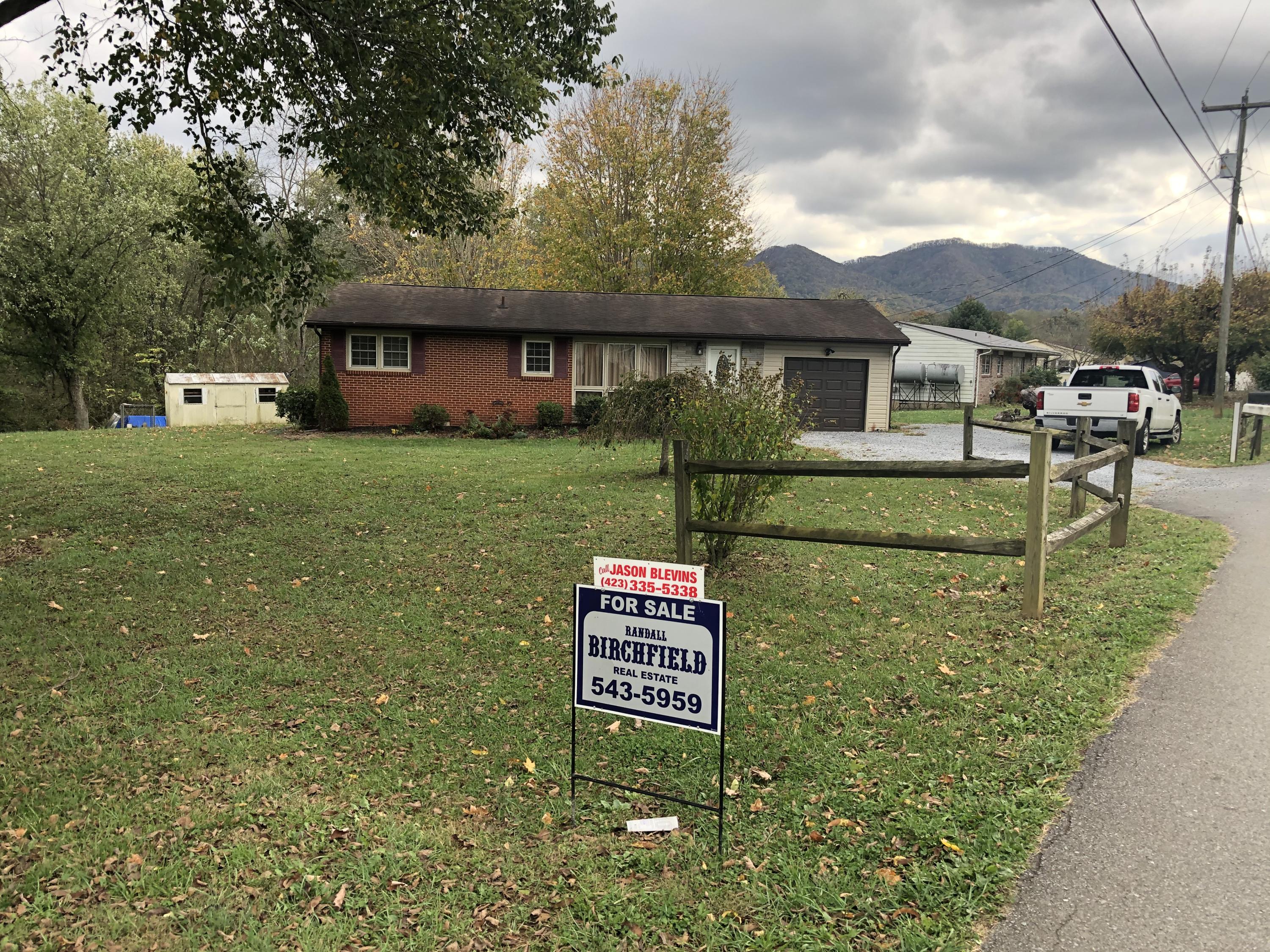 586 Garrison Hollow Road Elizabethton, TN 37643 - Photo 6 of 21 8F7910FB-8543-4CF0-83C3-923BA613B0B2