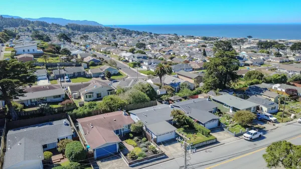 $1,250,000 | 352 Monterey Road, Pacifica, CA 94044