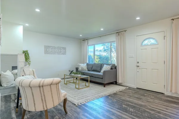 $1,250,000 | 352 Monterey Road, Pacifica, CA 94044