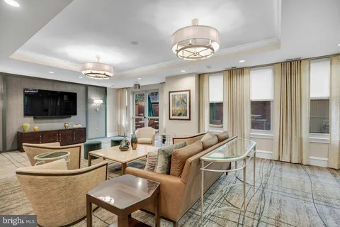 $789,500 | 4821 Montgomery Lane, Unit 102, Bethesda, MD 20814