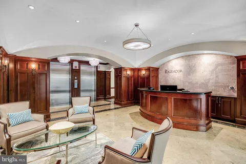 $789,500 | 4821 Montgomery Lane, Unit 102, Bethesda, MD 20814