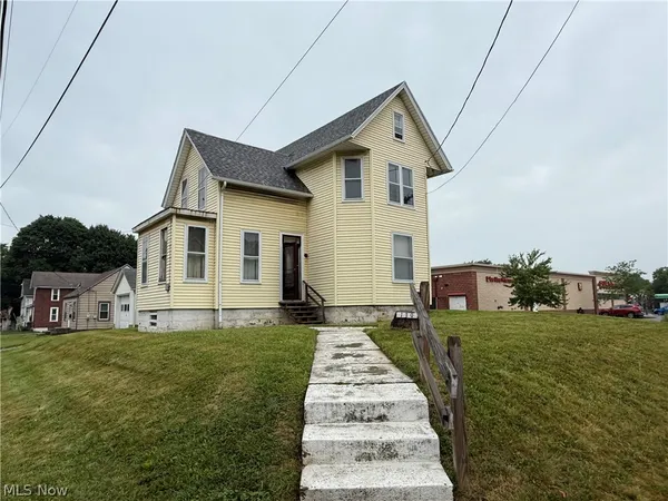 $37,500 | 139 Harrison Avenue Southwest, Canton, OH 44708