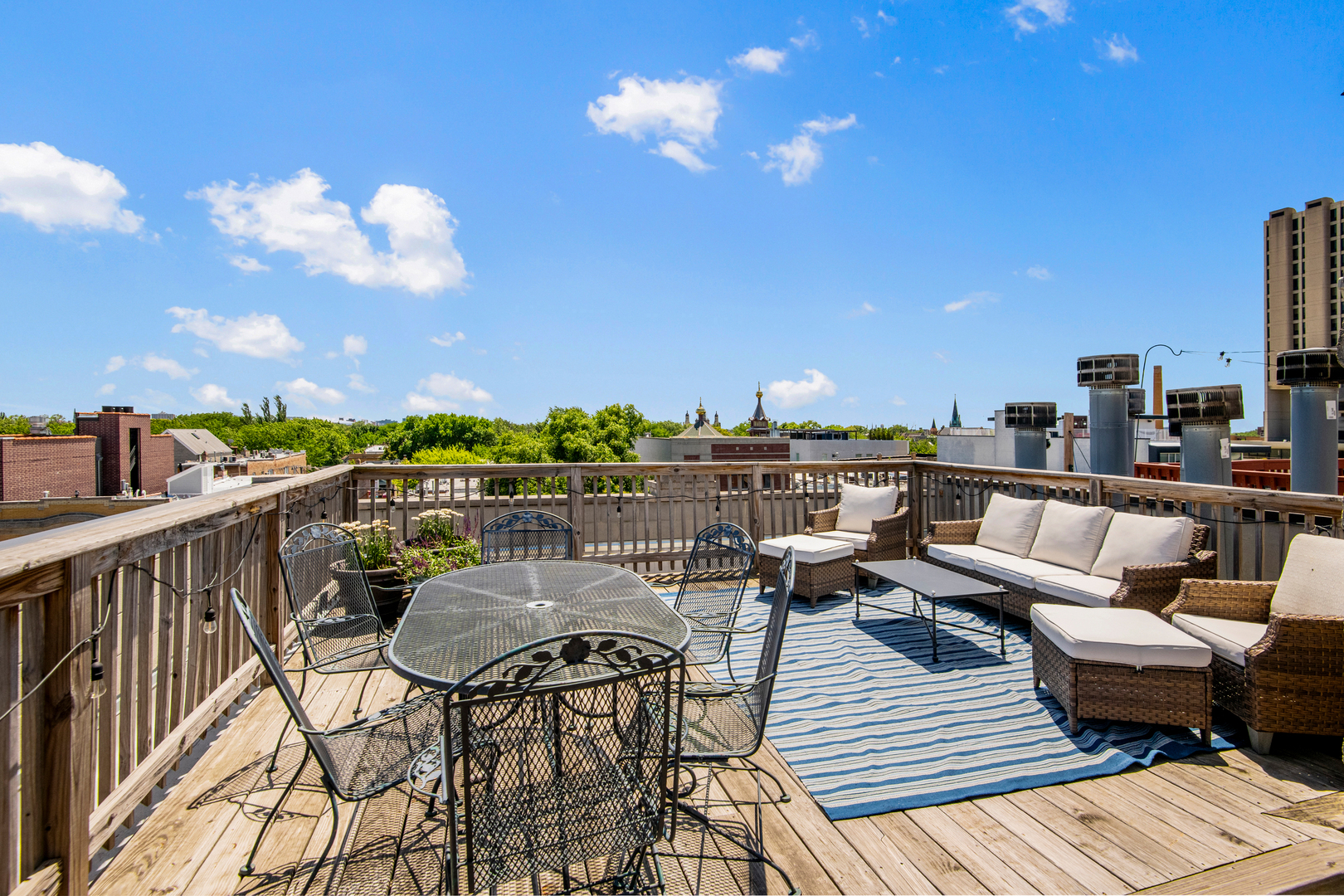 2136 West Division Street, Unit 4 Chicago, IL 60622 - Photo 13 of 16