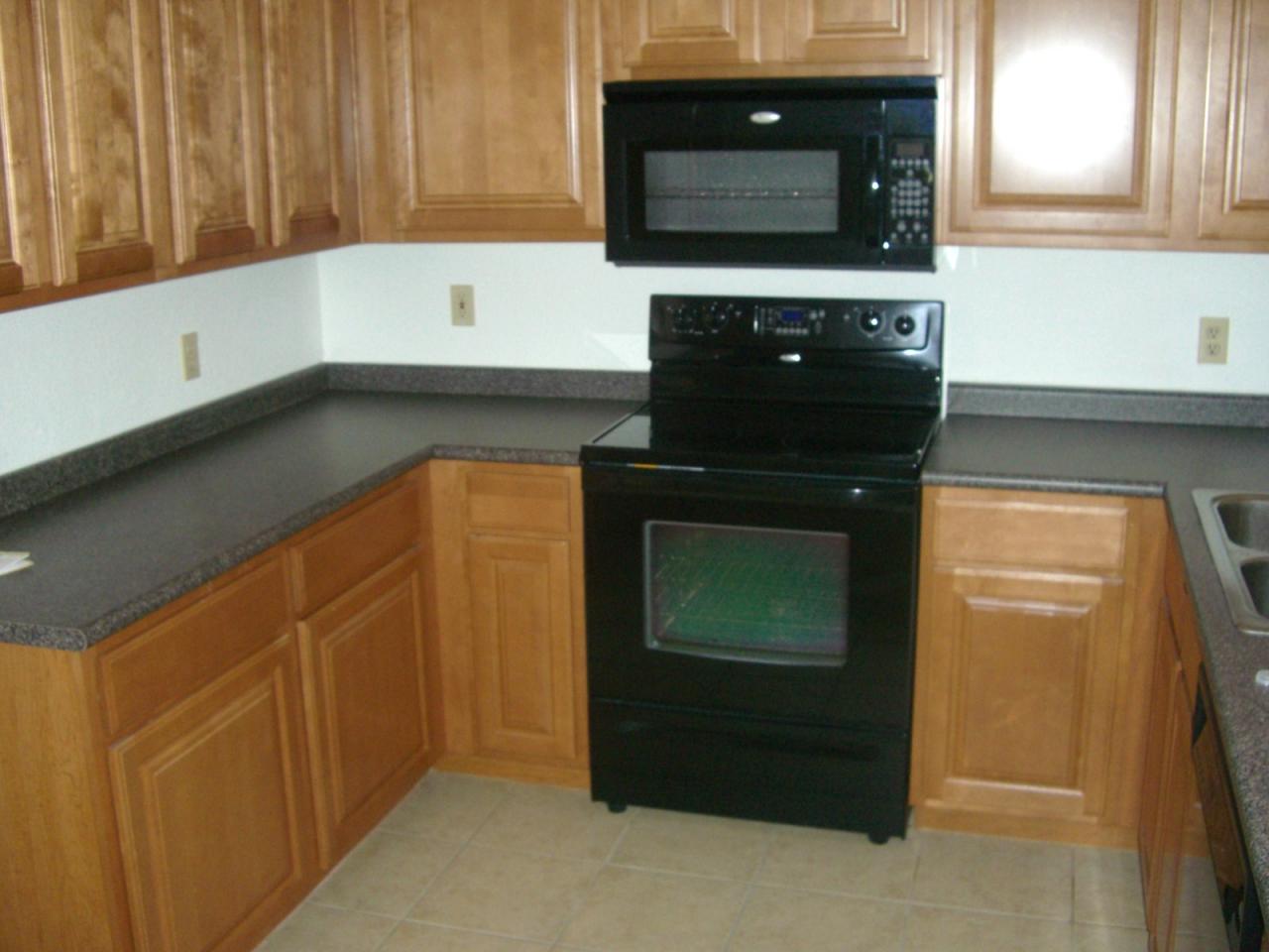 1825 West Ray Road, Unit 2108 Chandler, AZ 85224 - Photo 2 of 5 KITCHEN