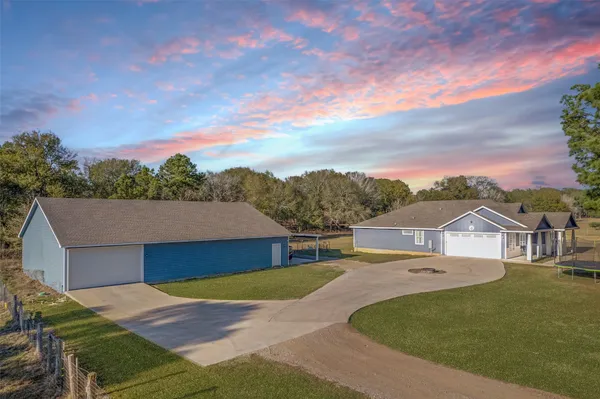 $1,250,000 | 1880 Highway 21, Paige, TX 78659