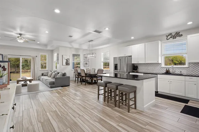 $1,399,000 | 1880 Highway 21, Paige, TX 78659