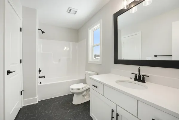 $775,000 | 13059 Pine Glen Drive, Grand Haven, MI 49417