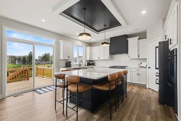$775,000 | 13059 Pine Glen Drive, Grand Haven, MI 49417