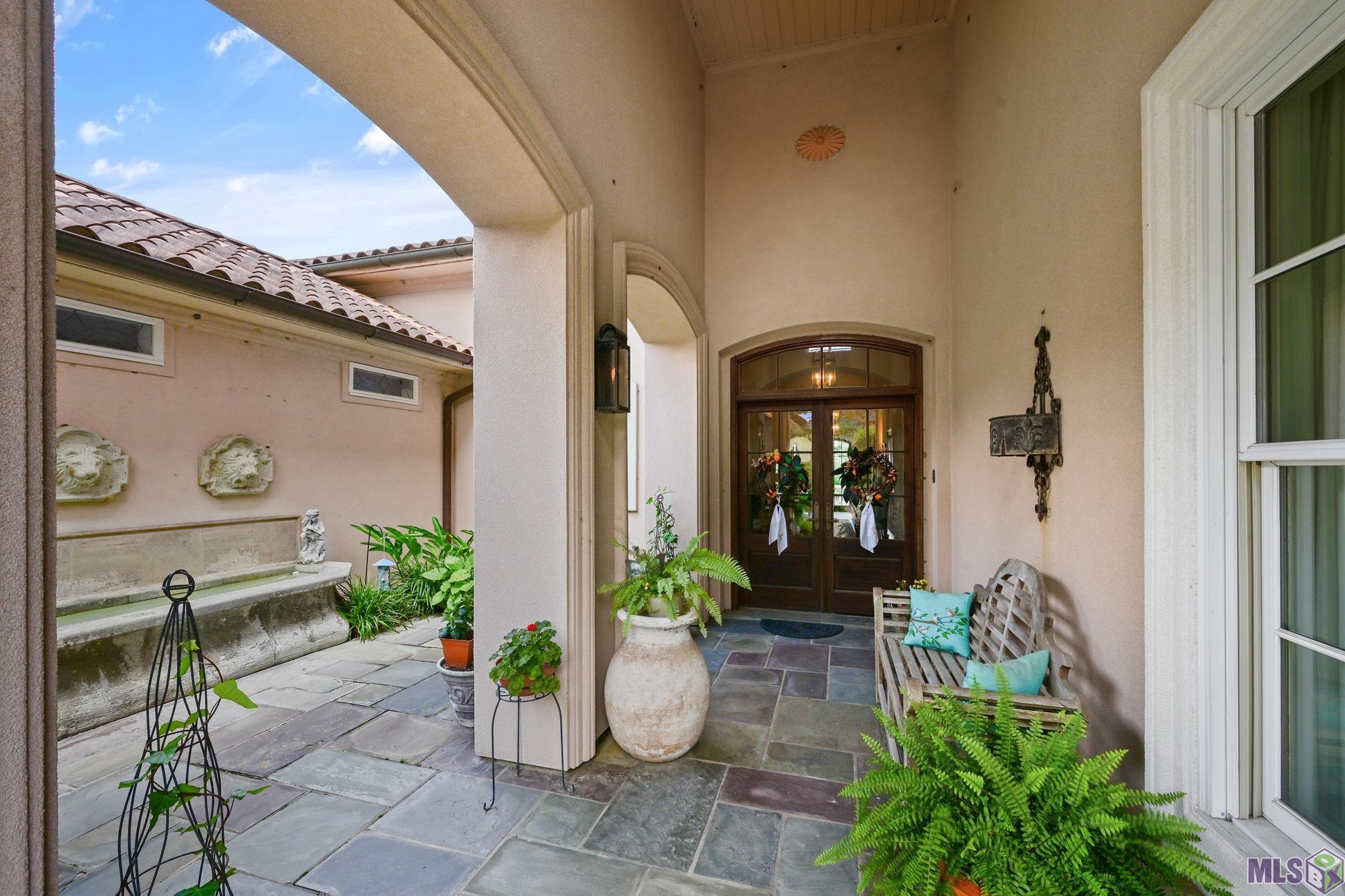 19323 Links Court Baton Rouge, LA 70810 - Photo 4 of 34