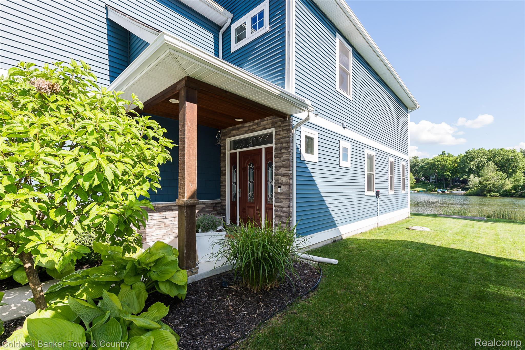 11634 Island Court Hartland, MI 48353 - Photo 16 of 56 DSC_9832.jpg