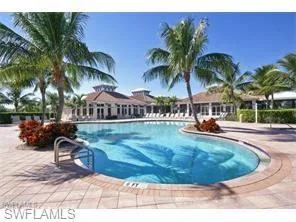 $3,900 | 3025 Driftwood Way, Unit 3203, Naples, FL 34109