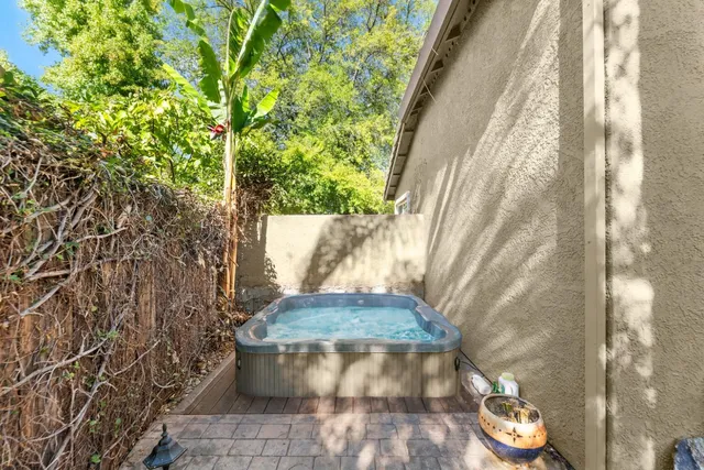 a view of outdoor space