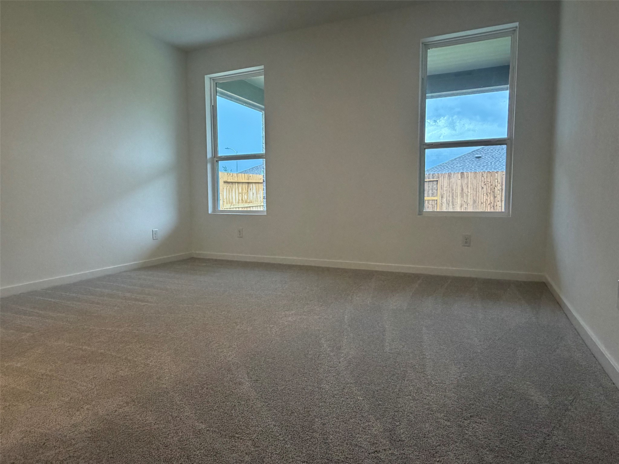 2514 Rose Gold Drive Rosharon, TX 77583 - Photo 11 of 27 an empty room with a window