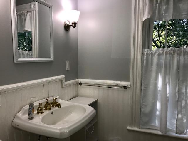 940 Point Road Hancock, ME 04640 - Photo 26 of 43 Third guest bath.