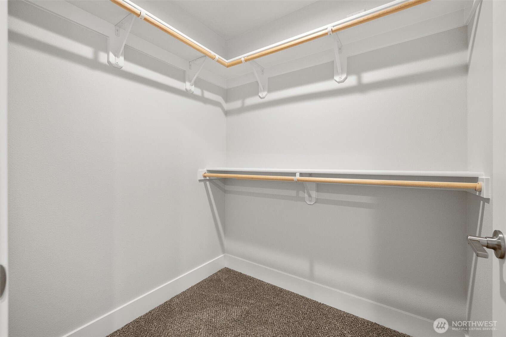 4247 Sandy Street Moses Lake, WA 98837 - Photo 22 of 26 a close up view of racks