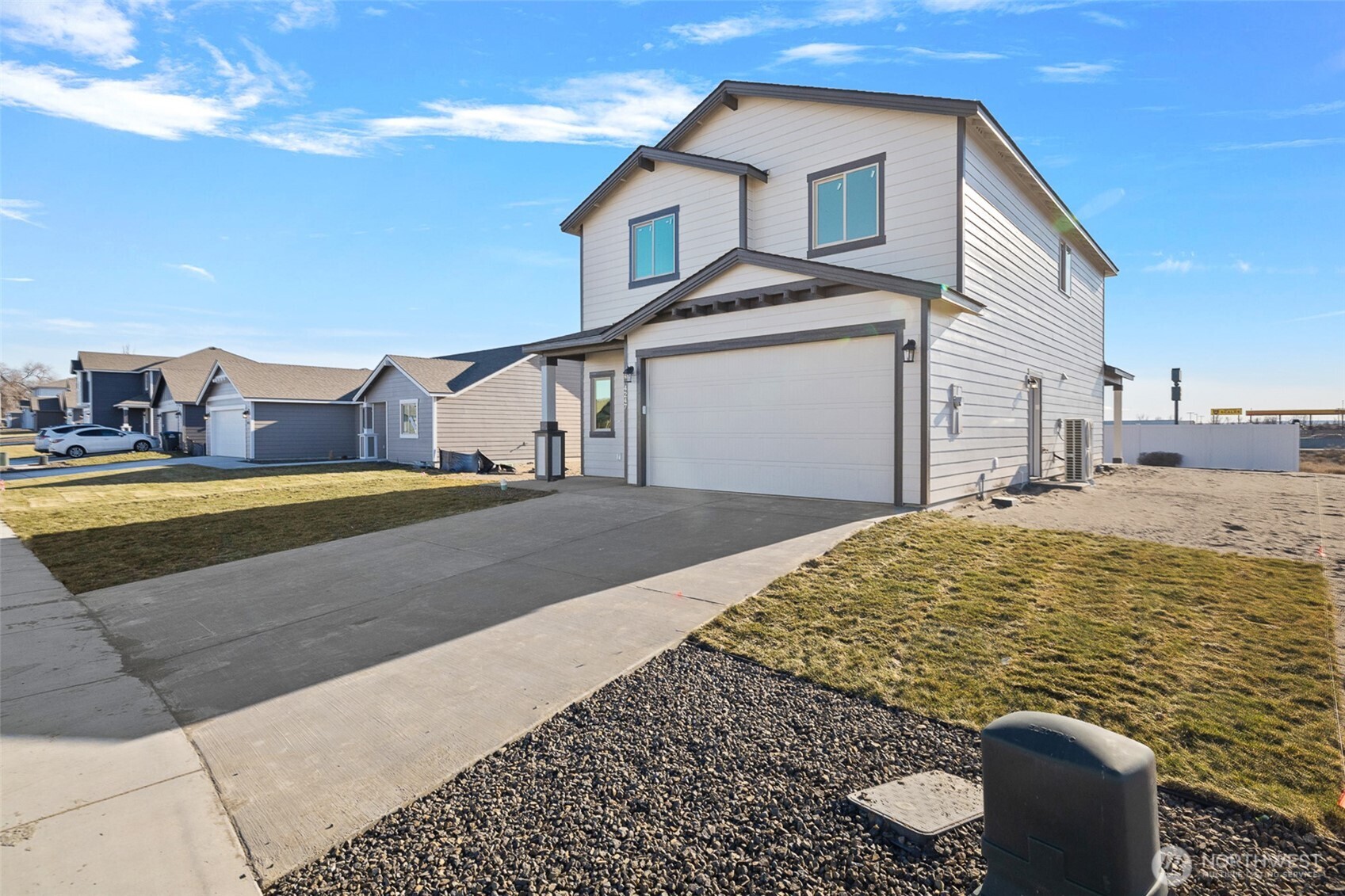 4247 Sandy Street Moses Lake, WA 98837 - Photo 23 of 26 a view of a house with a patio
