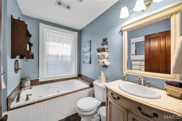 $349,900 | 413 Schiller Street, Hermann, MO 65041