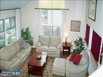 710 Thomas Road Cheltenham, PA 19012 - Photo 2 of 6 Living Room