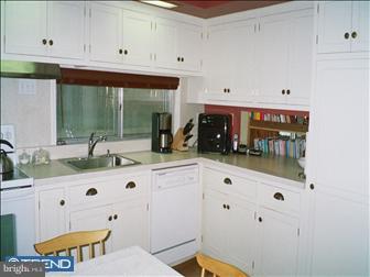 710 Thomas Road Cheltenham, PA 19012 - Photo 6 of 6 Kitchen
