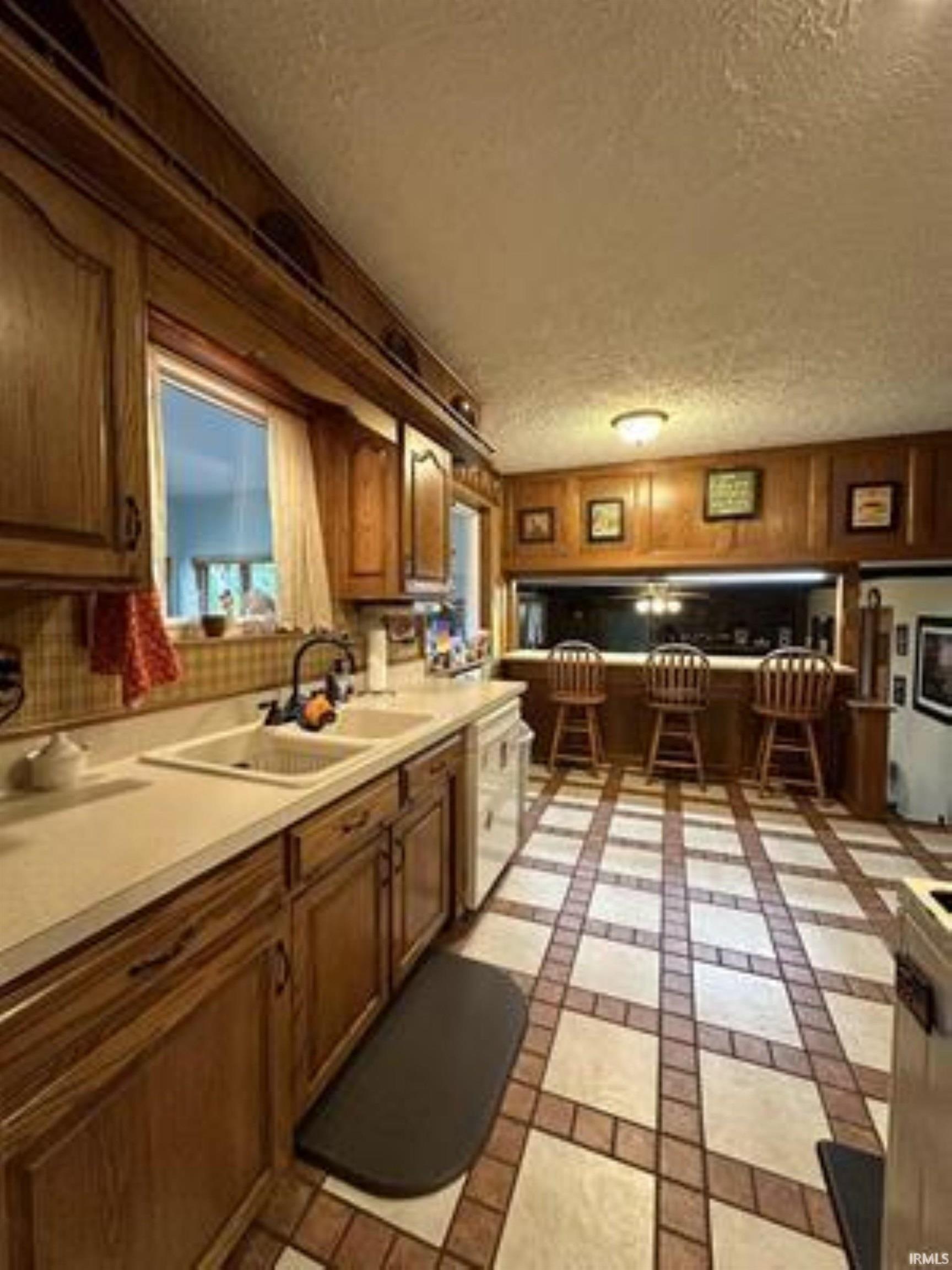 1890 Oak Street Linton, IN 47441 - Photo 15 of 25