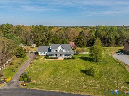 $700,000 | 18512 Willoughby Heights Lane, Rockville, VA 23146