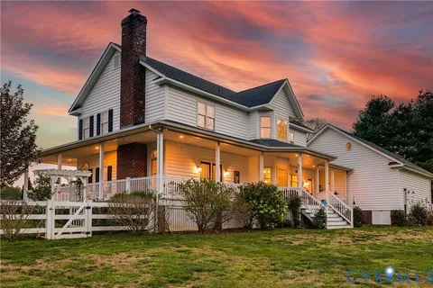 $700,000 | 18512 Willoughby Heights Lane, Rockville, VA 23146
