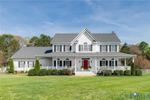 $700,000 | 18512 Willoughby Heights Lane, Rockville, VA 23146