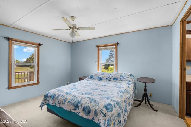 $305,000 | 118 Diamond City Drive, Harkers Island, NC 28531