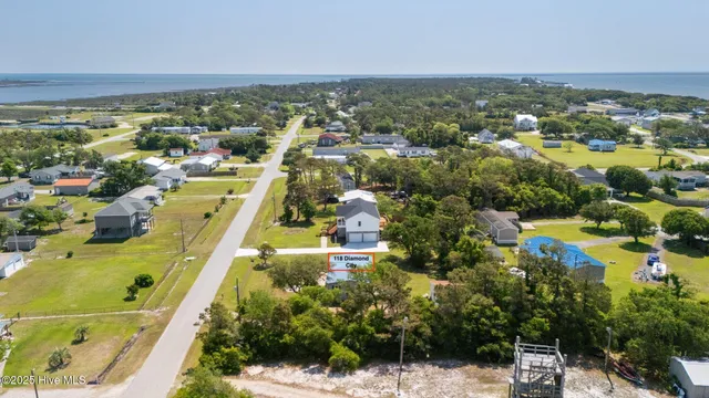 $305,000 | 118 Diamond City Drive, Harkers Island, NC 28531
