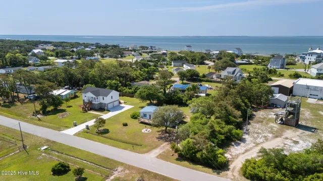 $305,000 | 118 Diamond City Drive, Harkers Island, NC 28531